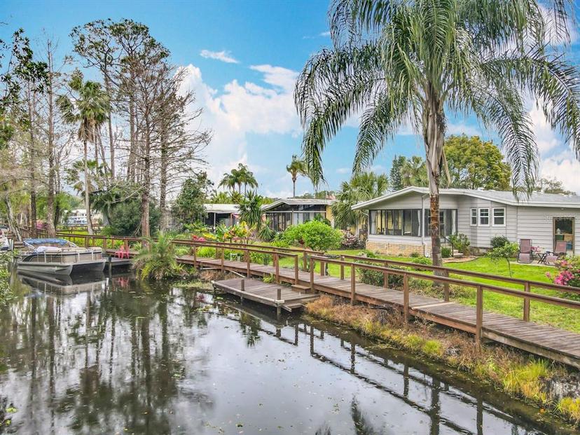 Picture of 3211 Myakka River Road, Tavares FL 32778