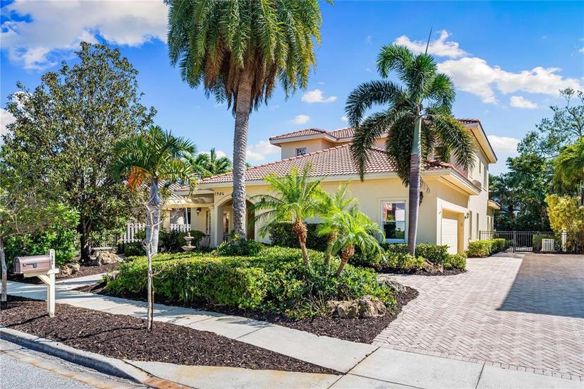 Picture of 1904 Hyde Park Street, Sarasota FL 34239