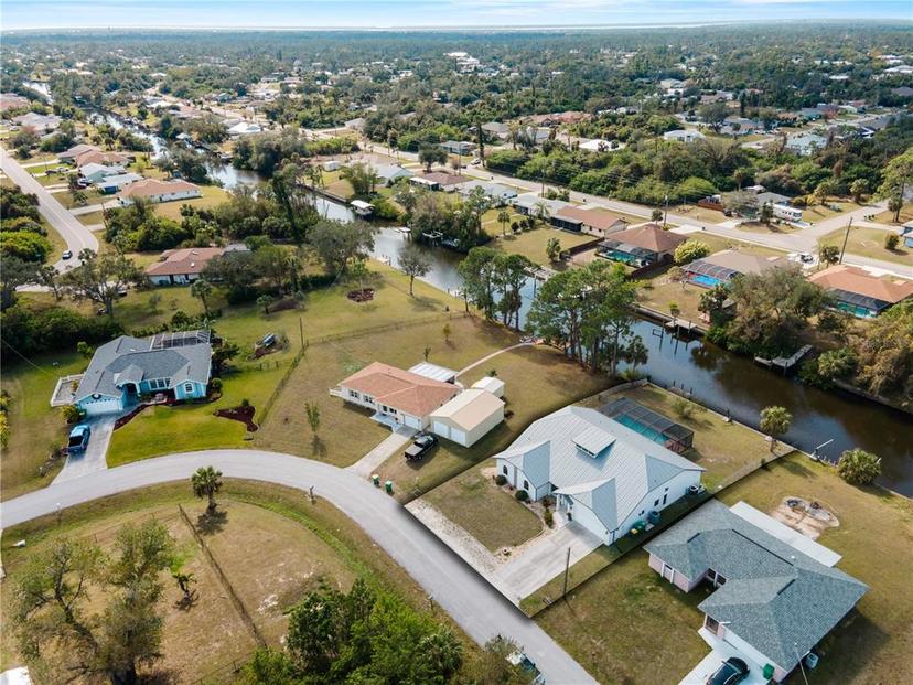 Picture of 908 Tropical Circle Nw, Port Charlotte FL 33948