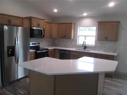 Picture of 13 Dogwood Trail Court, Ocala, FL 34472