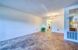 Picture of 7975 58Th Avenue N Unit 111, St Petersburg, FL 33709
