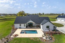 Picture of 10910 NW 50Th Lane, Ocala, FL 34482