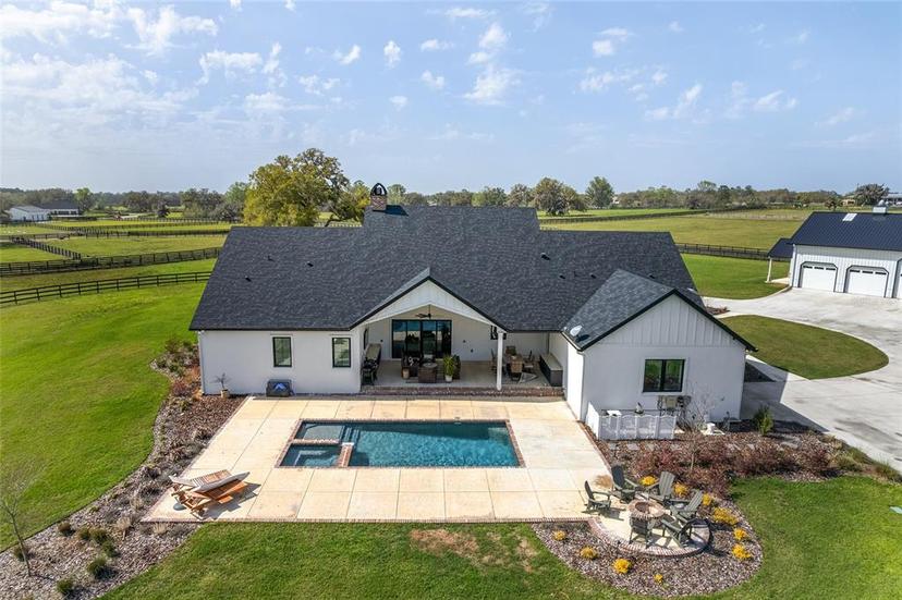 Picture of 10910 NW 50Th Lane, Ocala FL 34482
