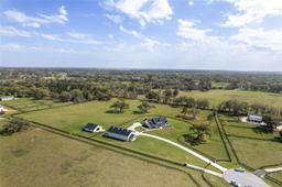 Picture of 10910 NW 50Th Lane, Ocala, FL 34482