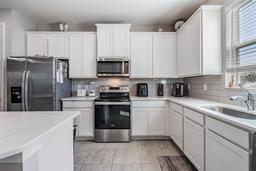 Picture of 30903 Quail Caper Circle, San Antonio, FL 33576