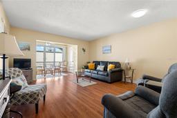 Picture of 7701 Starkey Road Unit 526, Seminole, FL 33777