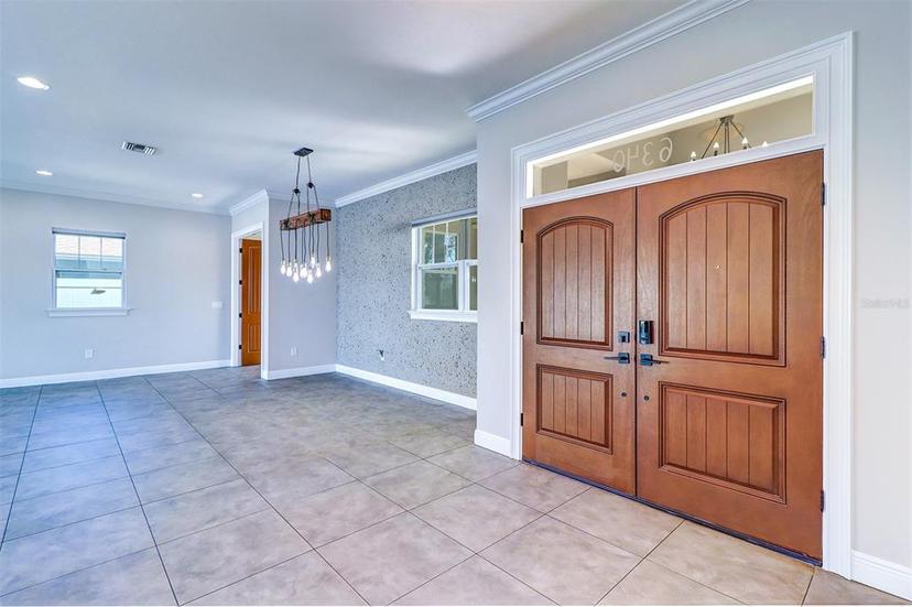 Picture of 6340 Evergreen Avenue, Seminole FL 33772