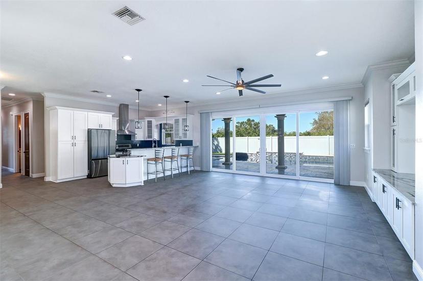 Picture of 6340 Evergreen Avenue, Seminole FL 33772