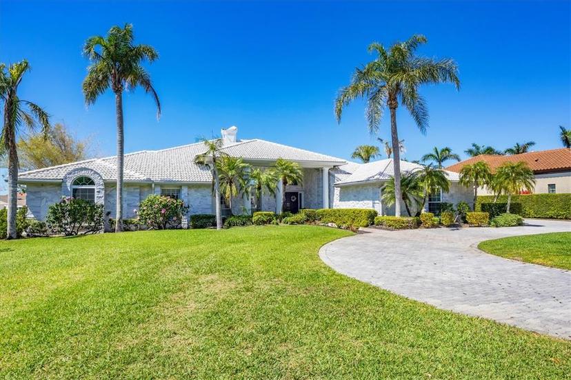Picture of 4002 Las Palmas Way, Sarasota FL 34238