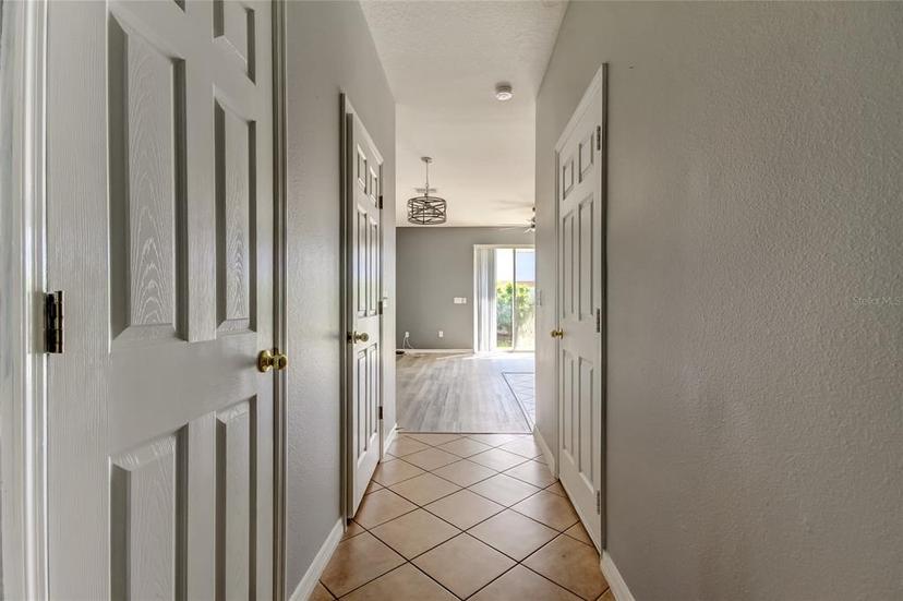 Picture of 2039 Strathmill Drive, Clearwater FL 33755