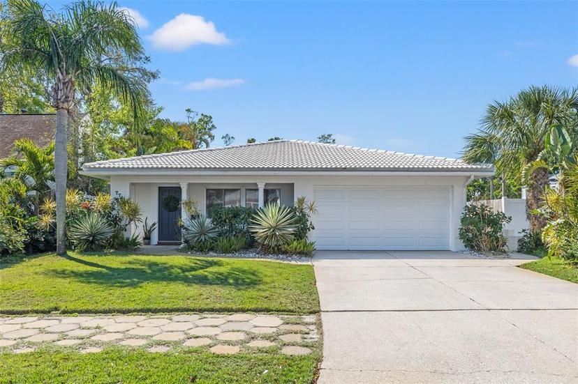 Picture of 774 29Th Avenue N, St Petersburg FL 33704