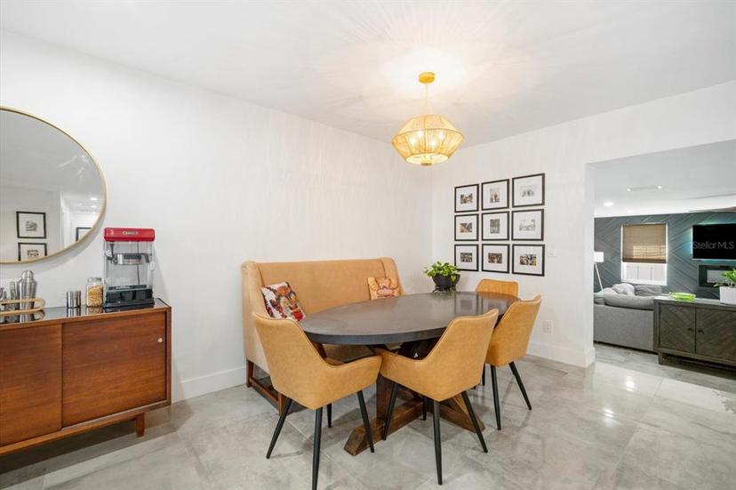 Picture of 1110 S Pine Lake Drive, Tampa FL 33612