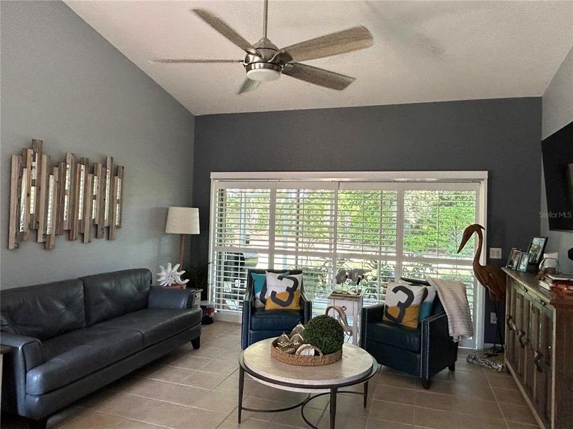 Picture of 5441 Admiral Way Unit 1, Oxford FL 34484