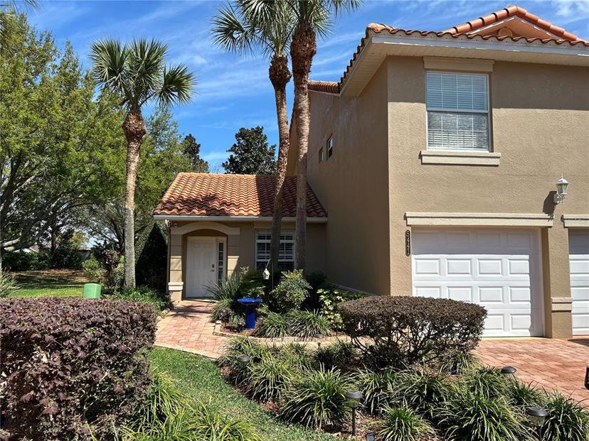 Picture of 5441 Admiral Way Unit 1, Oxford FL 34484