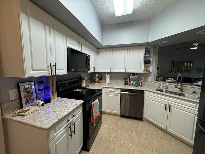 Picture of 5441 Admiral Way Unit 1, Oxford FL 34484