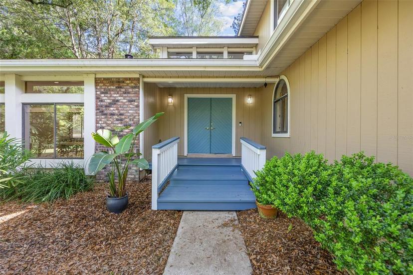 Picture of 8020 NW 1St Place, Gainesville FL 32607