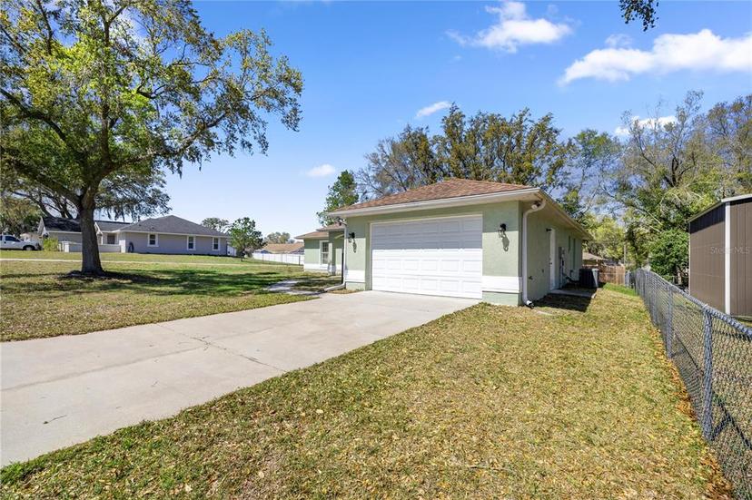 Picture of 8661 SE 159Th Place, Summerfield FL 34491