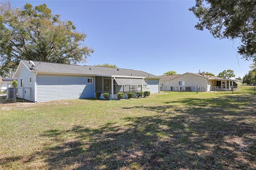 Picture of 10677 SE 174Th Loop, Summerfield FL 34491