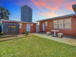 Picture of 385 Woodland Avenue, Daytona Beach, FL 32118