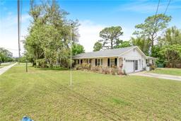 Picture of 28 W Highbanks Road, Debary, FL 32713