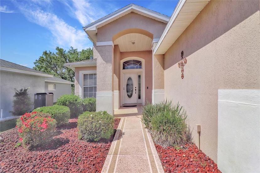 Picture of 20751 Queen Alexandra Drive, Leesburg FL 34748