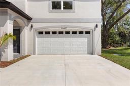 Picture of 16417 Lake Byrd Drive, Tampa, FL 33618