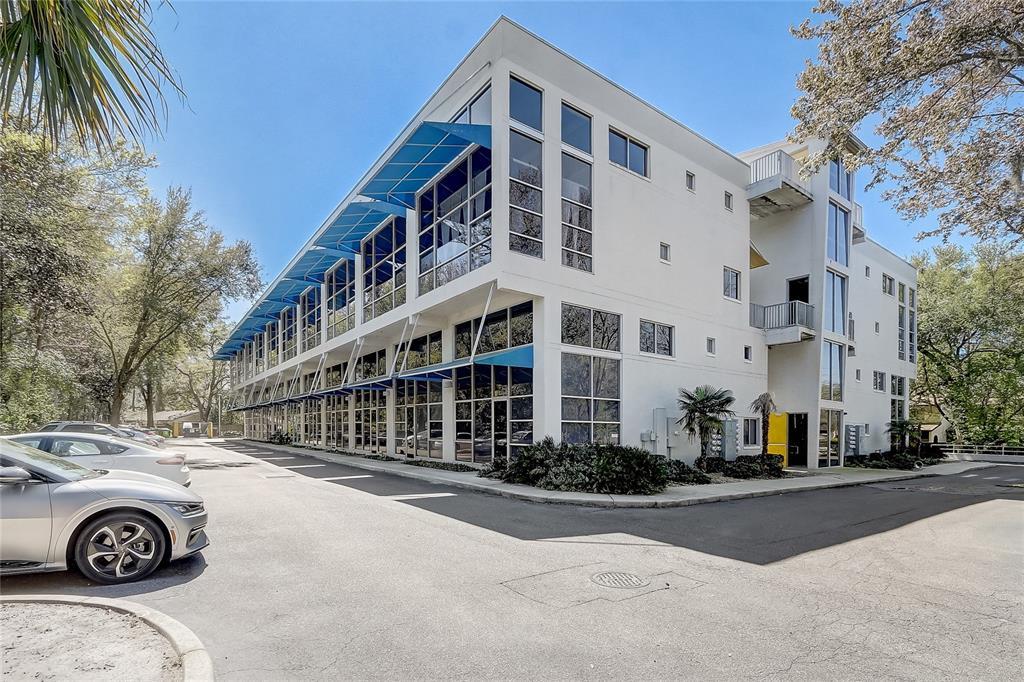 Picture of 2515 SW 35Th Place Unit 213, Gainesville, FL 32608