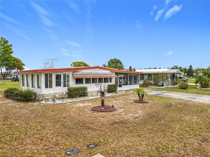 Picture of 1312 Apache Circle, Tavares FL 32778