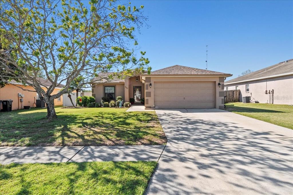 Picture of 3137 Winchester Estates Loop, Lakeland, FL 33810