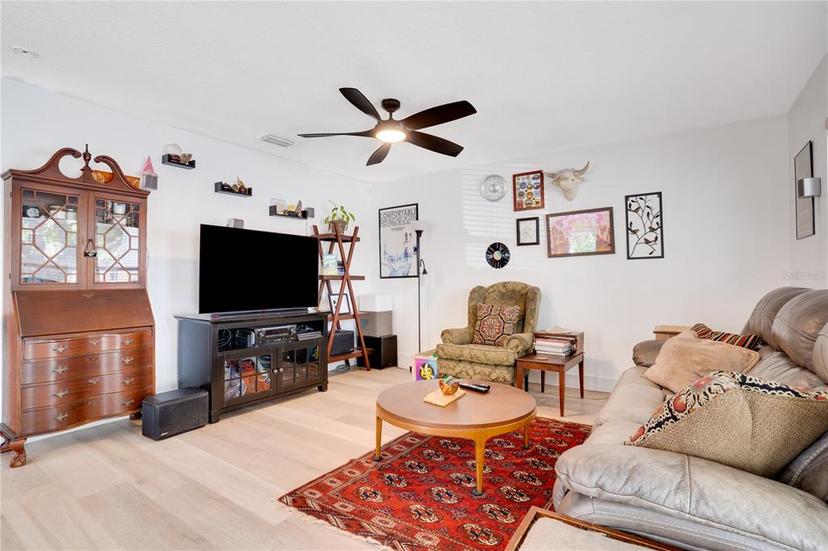 Picture of 1225 9Th Avenue S, St Petersburg FL 33705