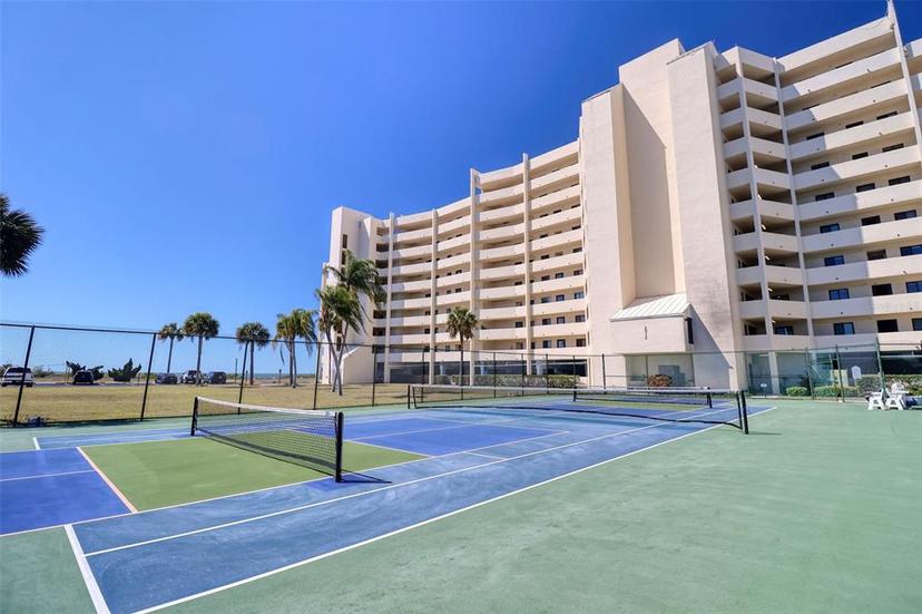 Picture of 5915 Sea Ranch Drive Unit 211, Hudson FL 34667