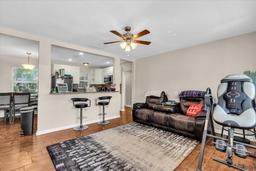 Picture of 427 5Th Street Nw, Largo, FL 33770