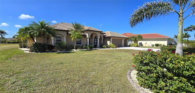 Picture of 569 Royal Poinciana, Punta Gorda FL 33955