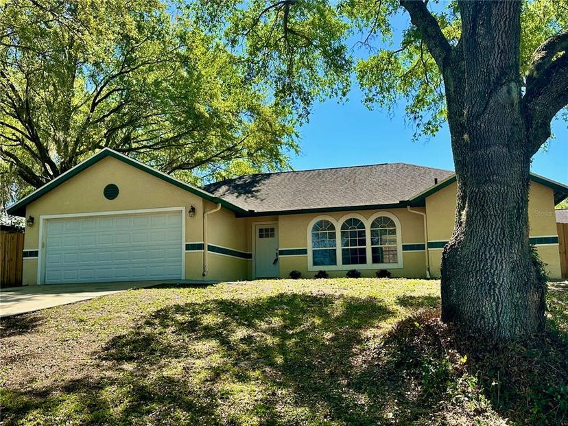 Picture of 3548 Picciola Cutoff Road, Fruitland Park FL 34731