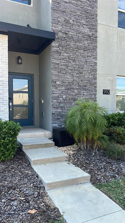 Picture of 992 Leader Street, Davenport FL 33896