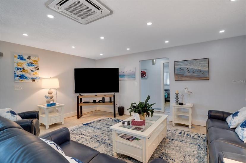 Picture of 218 Leeward Island, Clearwater Beach FL 33767