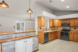 Picture of 3093 S Horizon Place, Oviedo, FL 32765