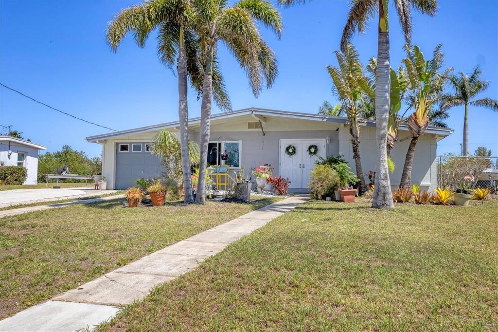 Picture of 301 Palmetto Drive Ne, Port Charlotte, FL 33952