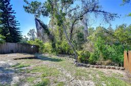 Picture of 2542 Clareside Drive, Valrico, FL 33596