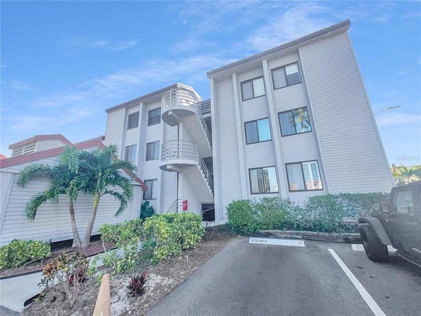 Picture of 557 Pinellas Bayway S Unit 111, St Petersburg FL 33715