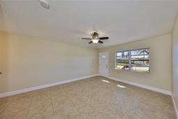 Picture of 473 Fairfax Lane, Apollo Beach, FL 33572