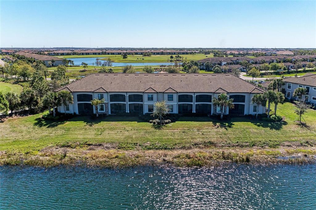 Picture of 5577 Palmer Circle Unit 203, Bradenton, FL 34211