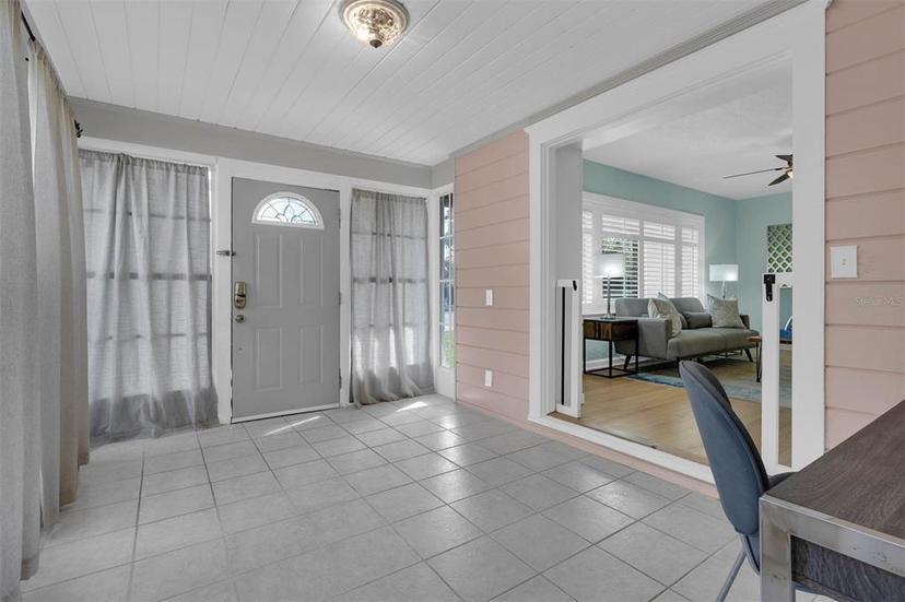Picture of 1407 E Kaley Street, Orlando FL 32806