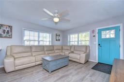 Picture of 4489 57Th Avenue N, St Petersburg, FL 33714