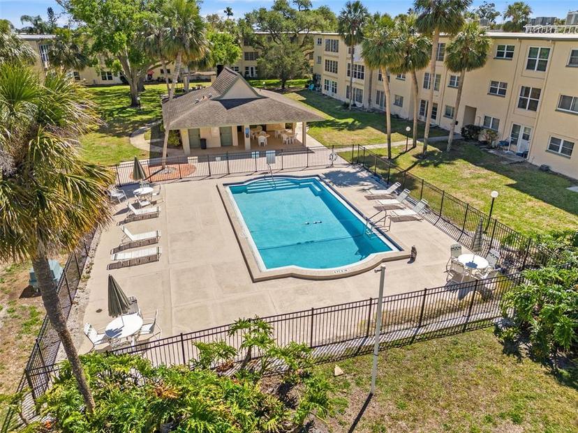 Picture of 11700 Park Boulevard Unit 202, Seminole FL 33772