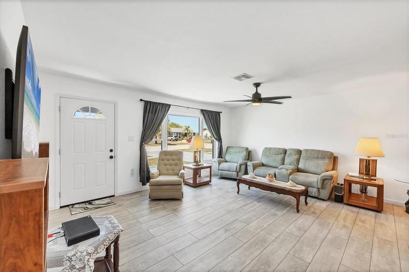 Picture of 6392 Coliseum Boulevard, Port Charlotte FL 33981
