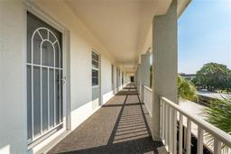 Picture of 4420 Exeter Drive Unit 302, Longboat Key, FL 34228