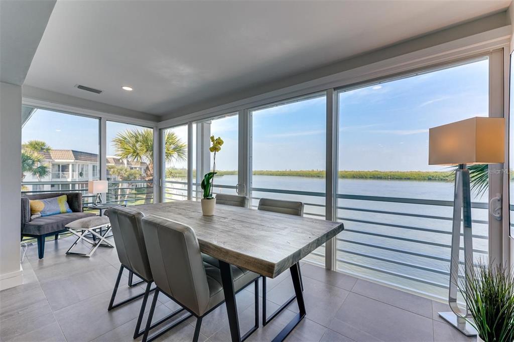 Picture of 4420 Exeter Drive Unit 302, Longboat Key, FL 34228