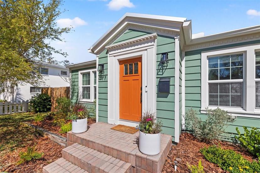 Picture of 777 29Th Avenue N, St Petersburg FL 33704