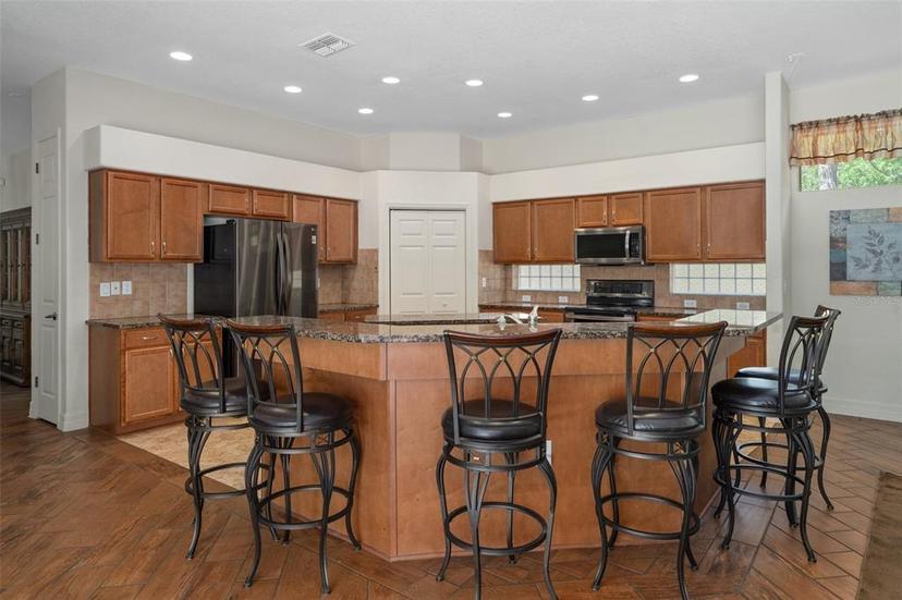Picture of 19263 Quiet Oak Lane, Brooksville FL 34604